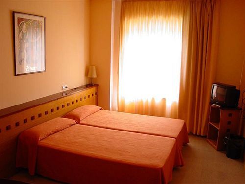 Hotel Hotel Montmelo 2*