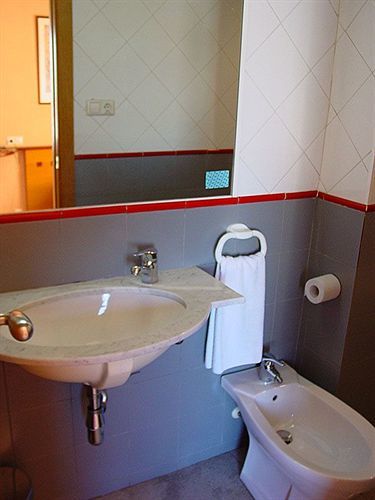 Hotel Montmelo